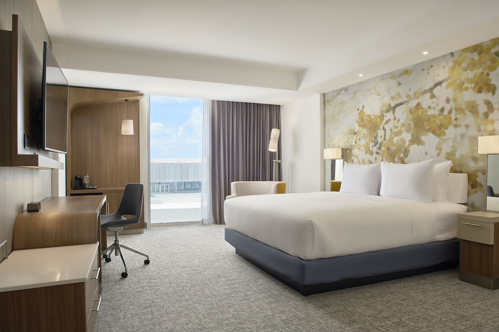 Standard Room, 1 King Bed with Sofa bed, City View - Photo 2