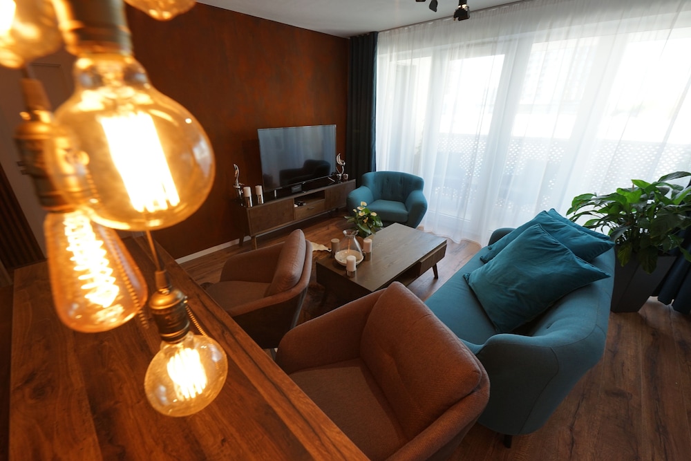 Exclusive Apartment, 1 Queen Bed photo 1