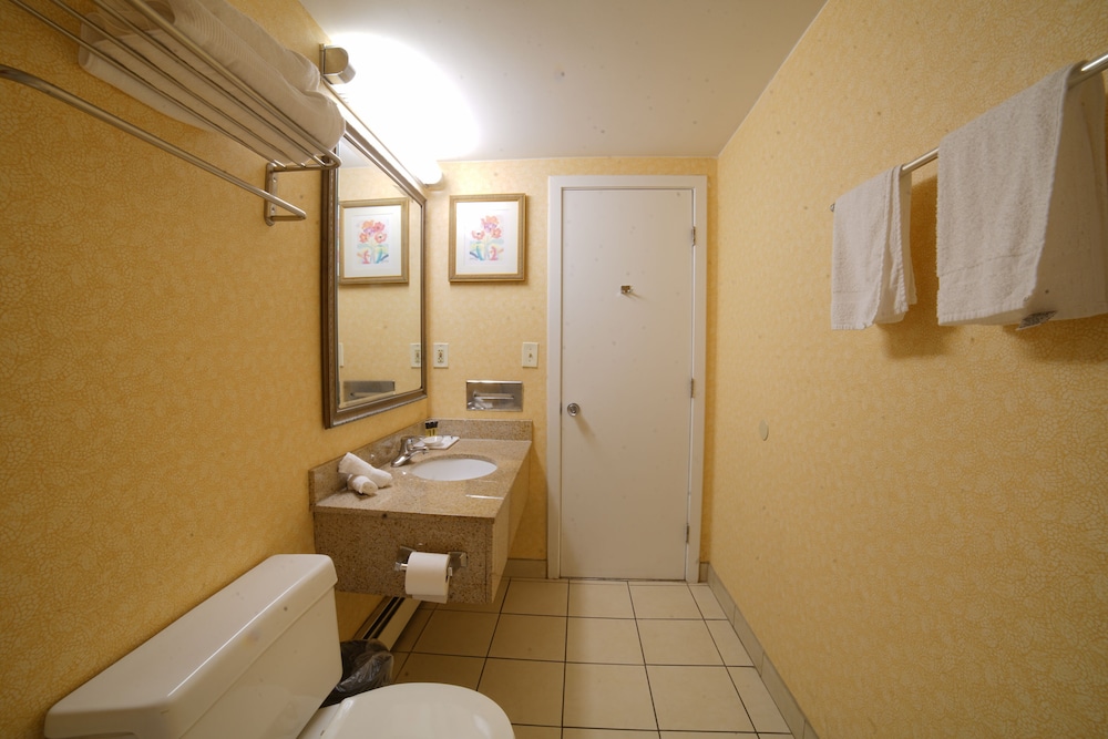 Economy Room - Photo 5