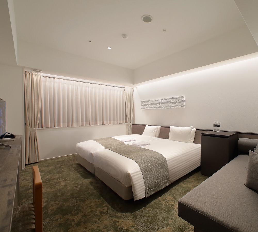 Superior Hollywood Twin Room - Photo 1