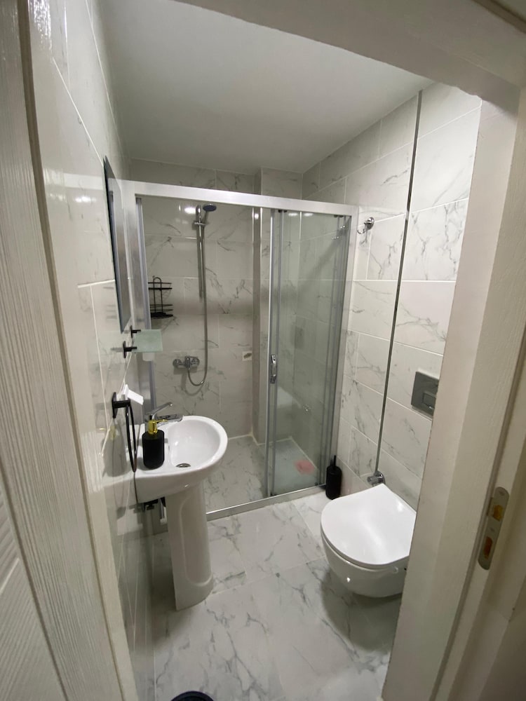 Standard Twin Room photo 2