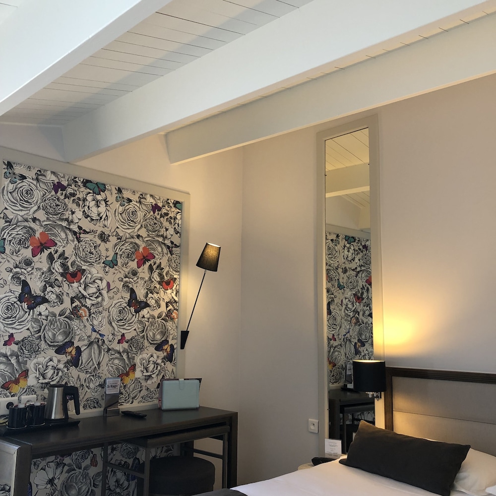 Single Room, 1 Double Bed