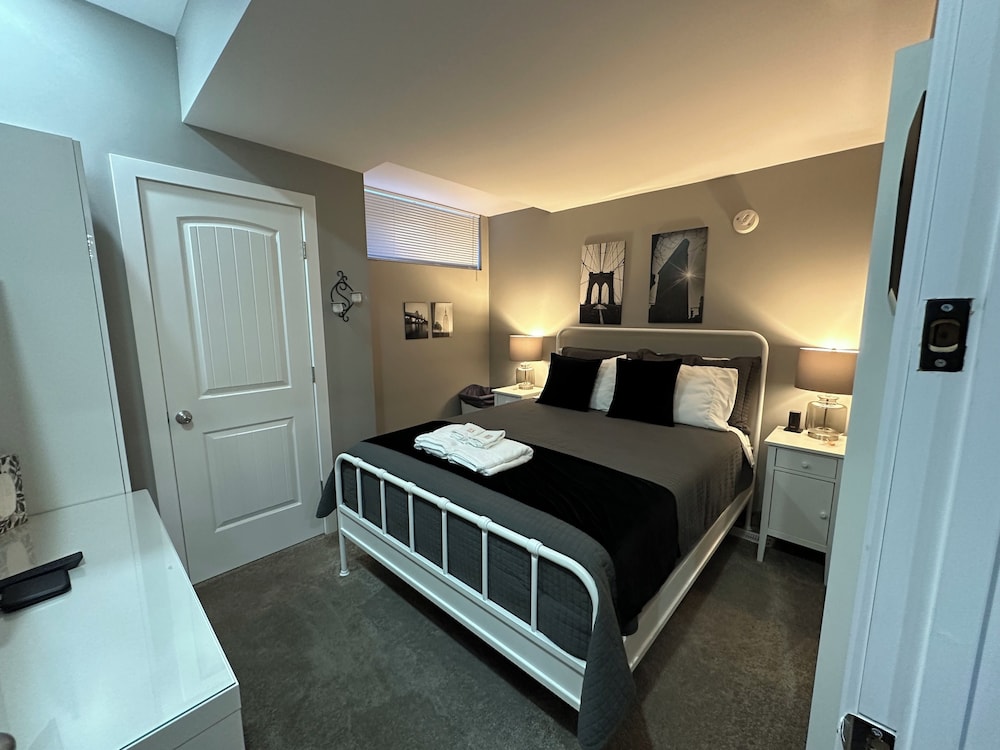 Deluxe Room, 1 Queen Bed