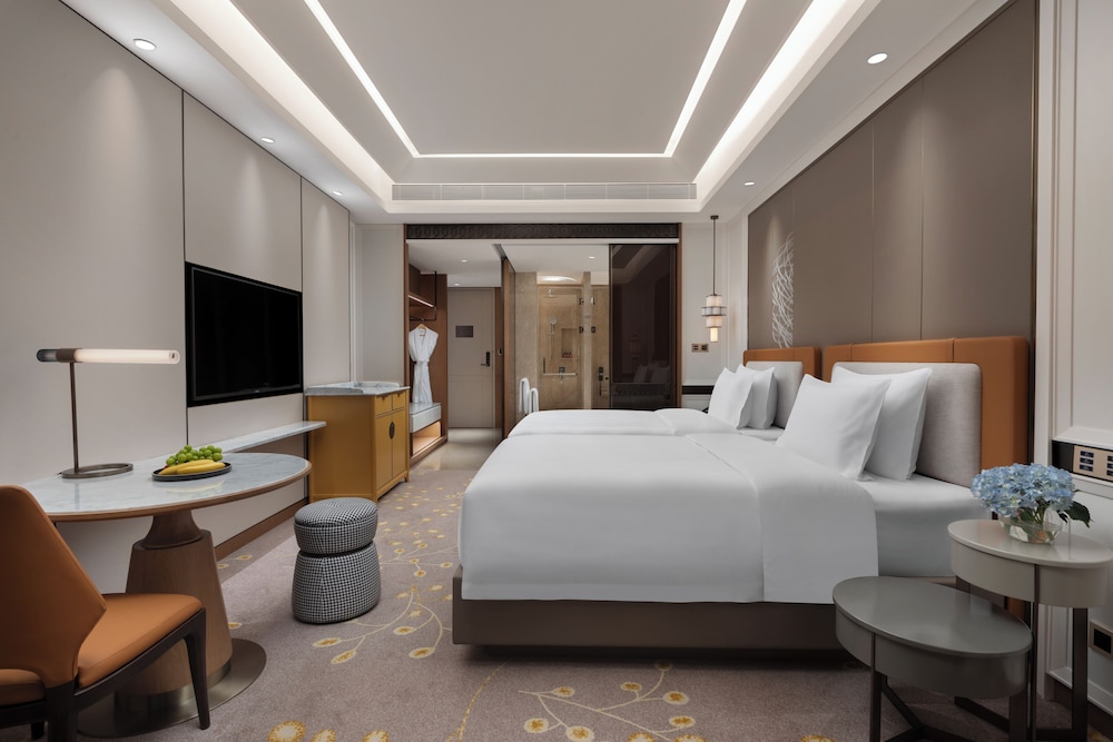 Comfort Twin Room, City View photo 2