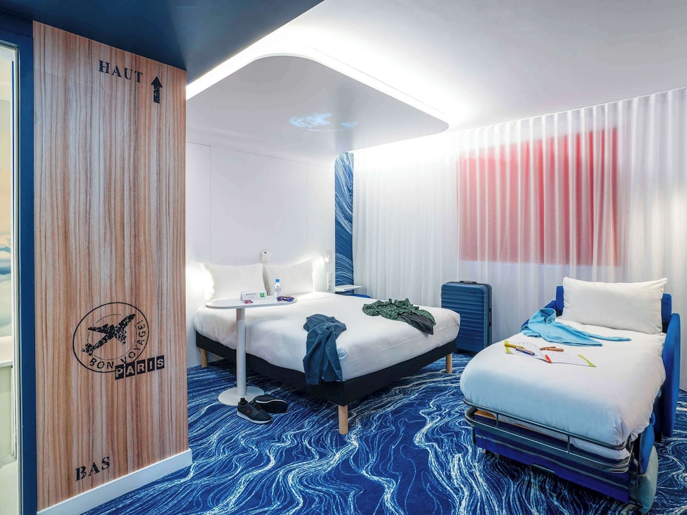 Standard Room, Multiple Beds - Photo 4