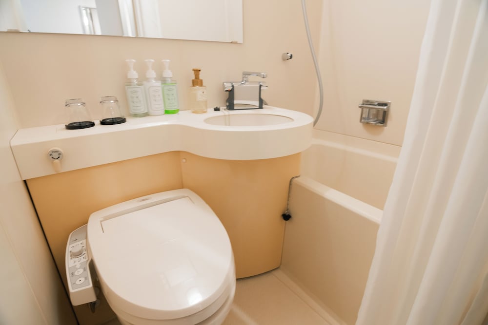 Double Room, Non Smoking - Photo 7
