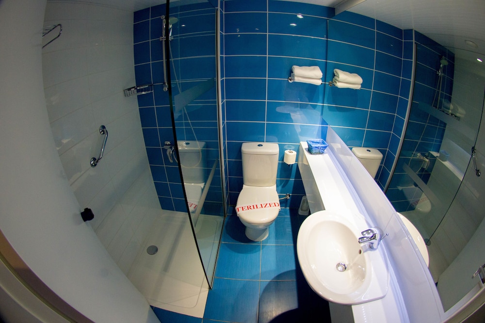 Superior Twin Room photo 2