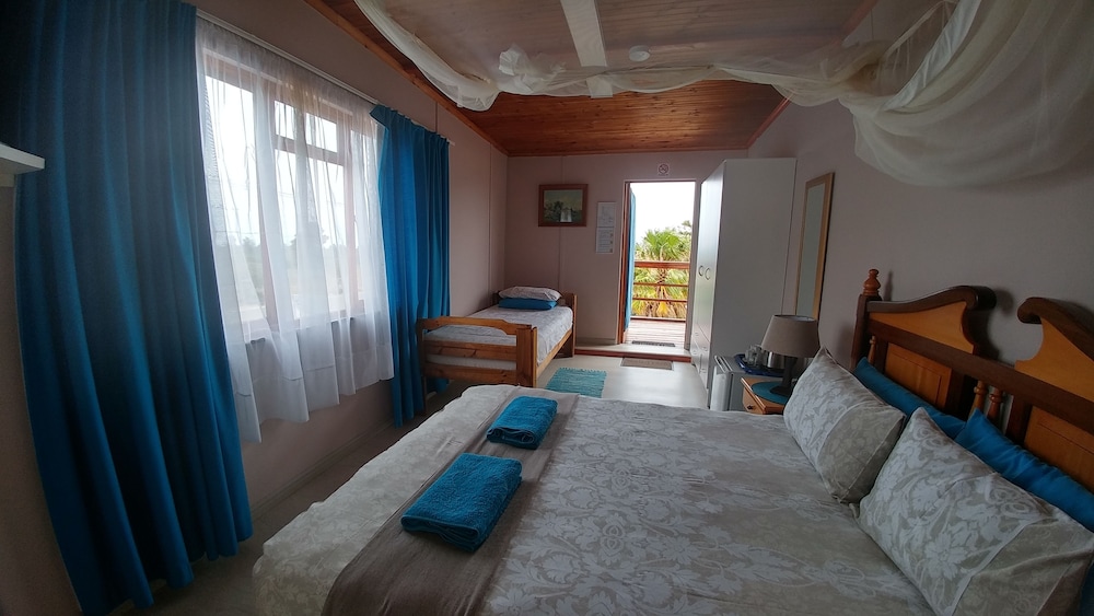 N1triple room en suite photo 1