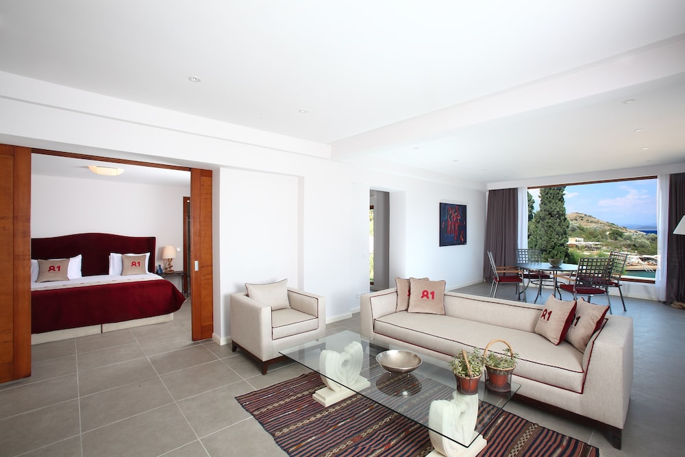 Suite 81 - Photo 5