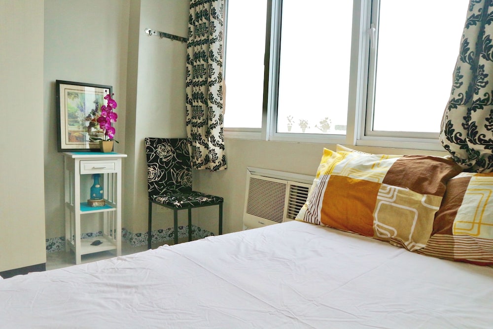 One Bedroom Unit photo 1