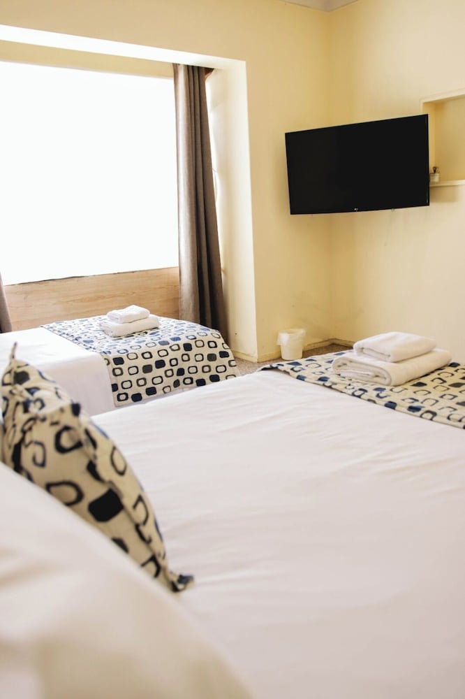 Family Triple Room photo 2