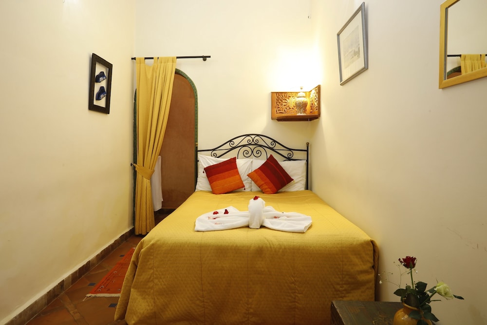 Standard Double Room (Hanaa)