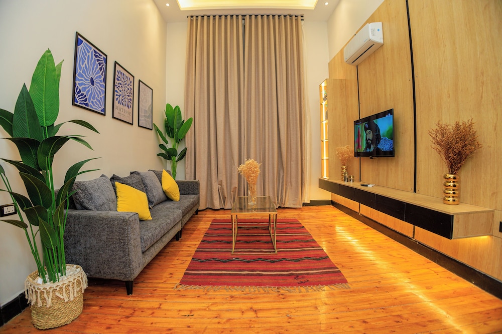Deluxe Studio Suite photo 1