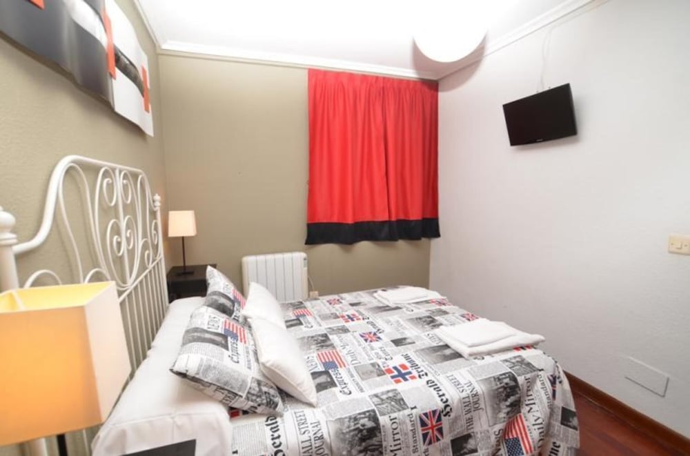 Family Apartment, 1 Bedroom photo 2