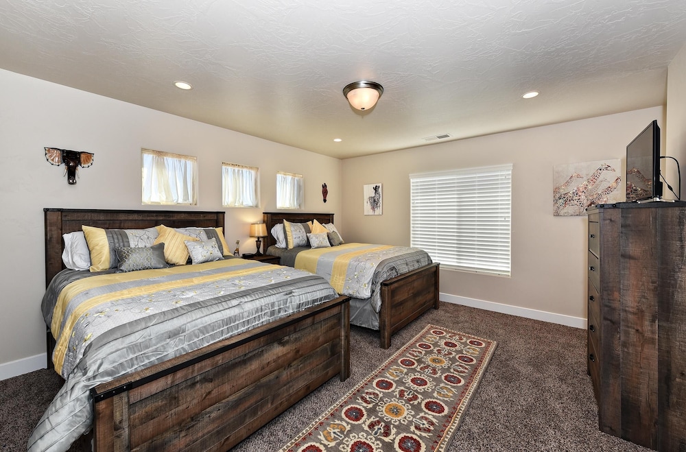 Townhome, Multiple Beds, Mountain View (The Painted Horse) photo 1