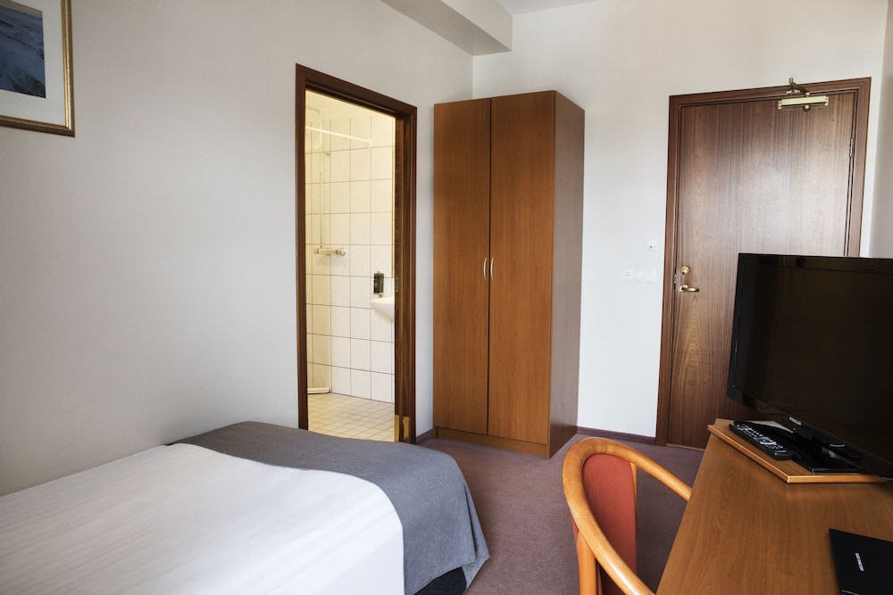 Standard Single Room, 1 Twin Bed photo 2