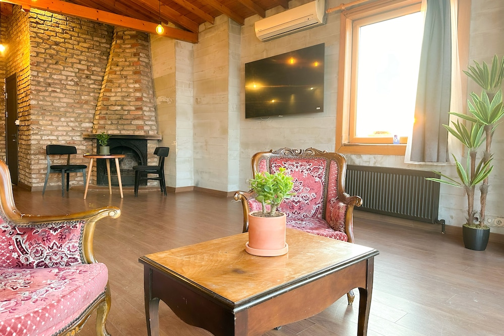 Romantic Studio Suite, Sea View photo 3