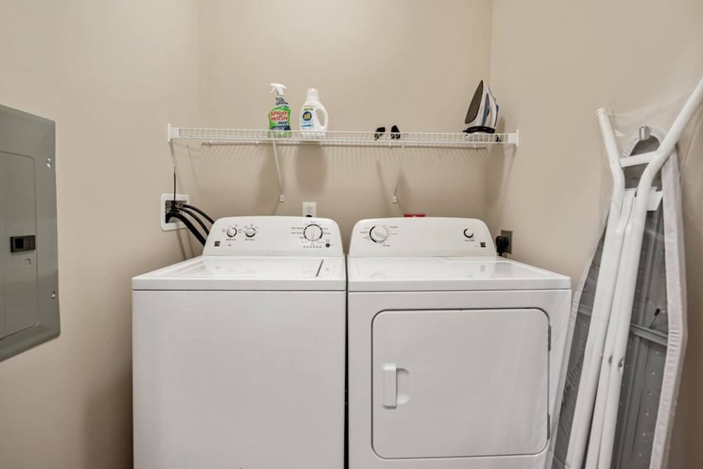 Pet-friendly 2BR On 1st Floor Parking W D, Billede 39