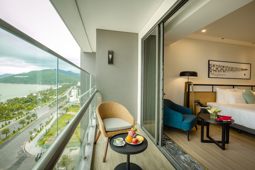 Deluxe Double Room, Sea View - Photo 6