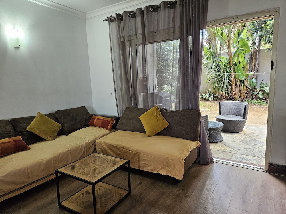 Family Apartment, 3 Bedrooms photo 1