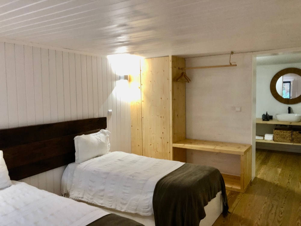 Comfort Cottage, 2 Bedrooms, Garden View photo 2