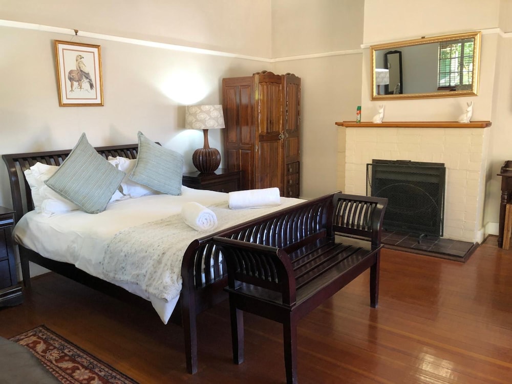 Executive Double Room, 1 Queen Bed, Non Smoking, Bathtub photo 3