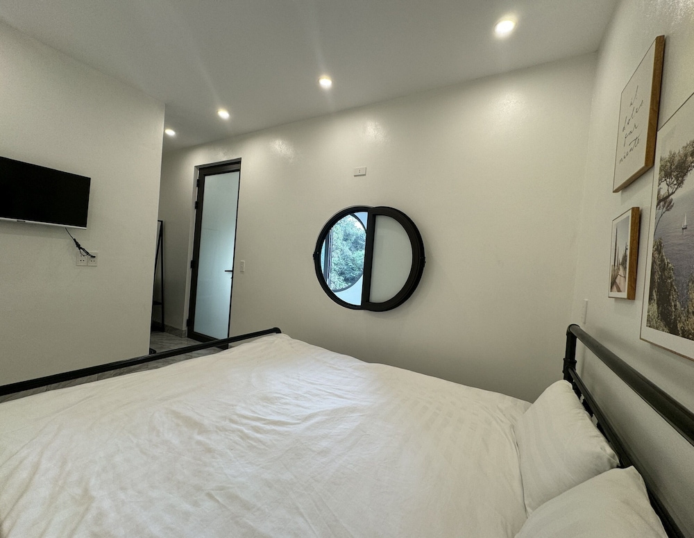 Basic Double Room photo 3