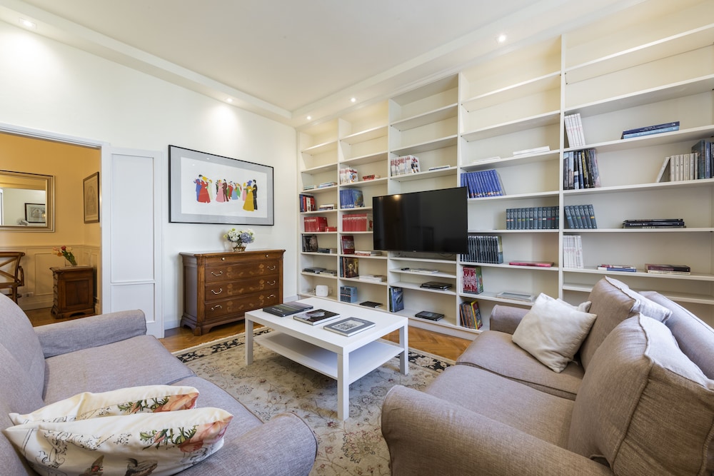 Luxury Apartment