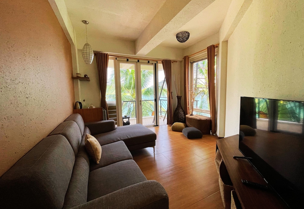 Honeymoon Suite photo 3