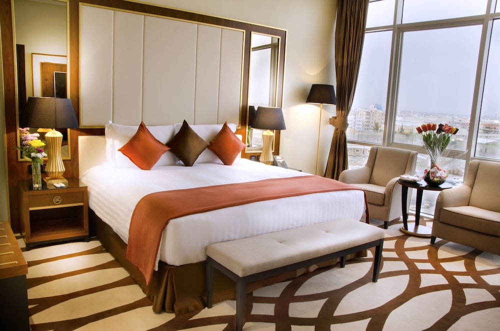Single Room (Amber)