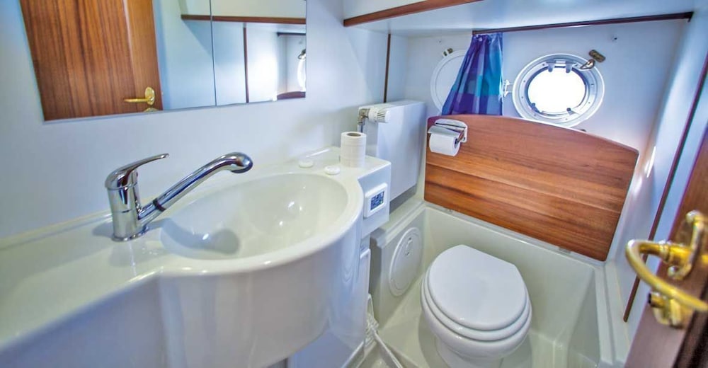 Mobile Home photo 3