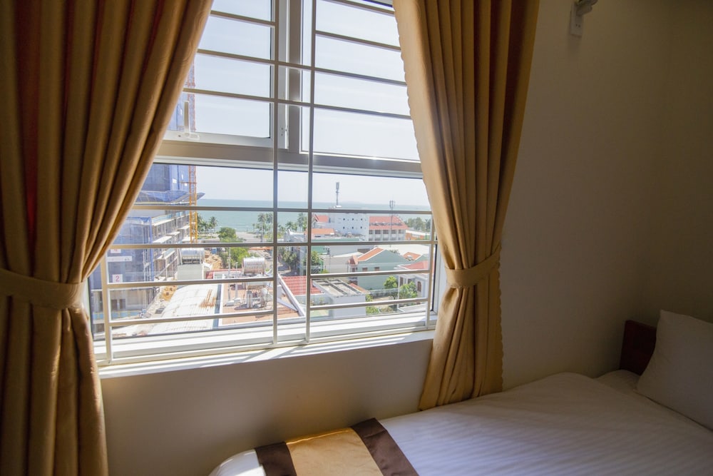 Double or Twin Room - Photo 4
