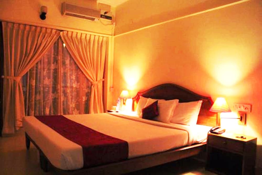 Deluxe Double or Twin Room, 1 Double Bed - Photo 4