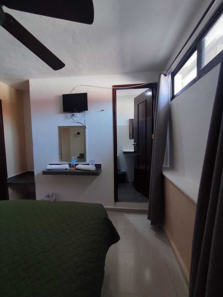 Standard Room photo 3