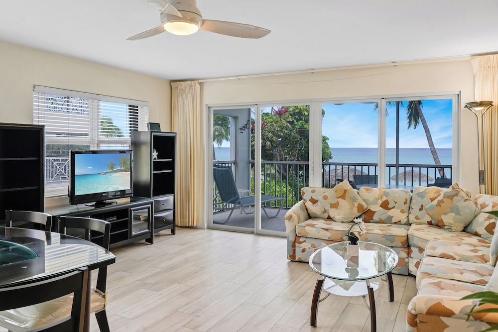 Condo 8, 2 Bedrooms, Ocean View photo 1