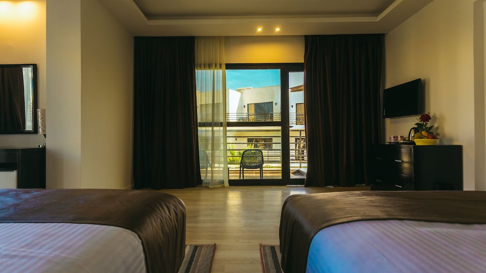 Standard Room Pool and Side Sea View photo 1