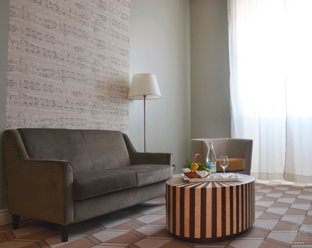 Superior Suite - Photo 4