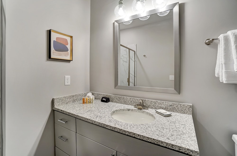 Opulent Corner 2BR Near OSU w Garage Parking, Zdjęcie 21