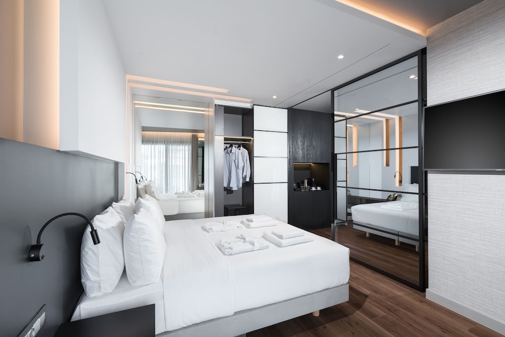 Exclusive Suite photo 2