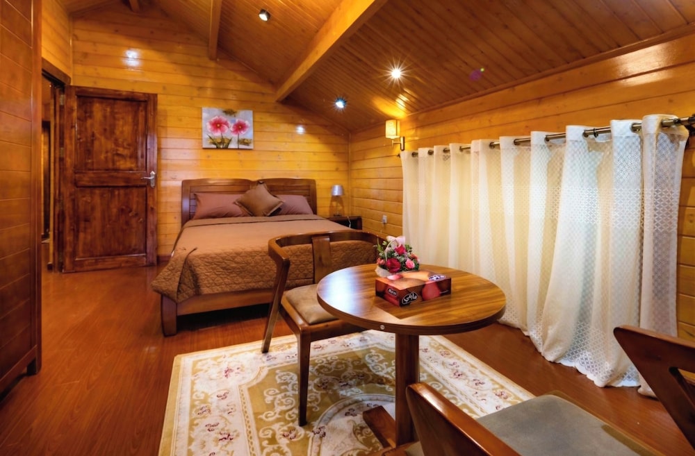Luxury Cottage, 2 Bedrooms, Private Pool, Pool View photo 1