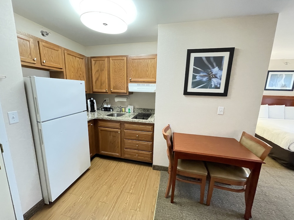 Suite, 1 King Bed with Sofa bed, Non Smoking (Studio)
