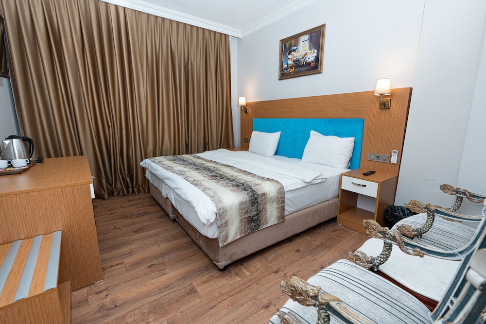 Double Room with Sea View, No Smoking photo 3