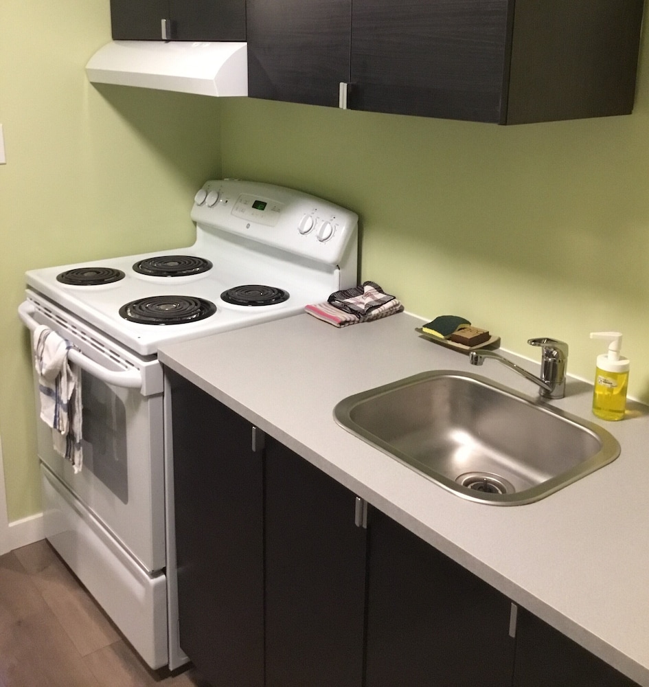 Deluxe Double Room, 2 Queen Beds, Non Smoking, Kitchenette photo 3