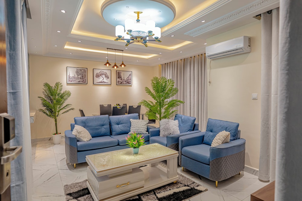 Executive Suite, Balcony, City View