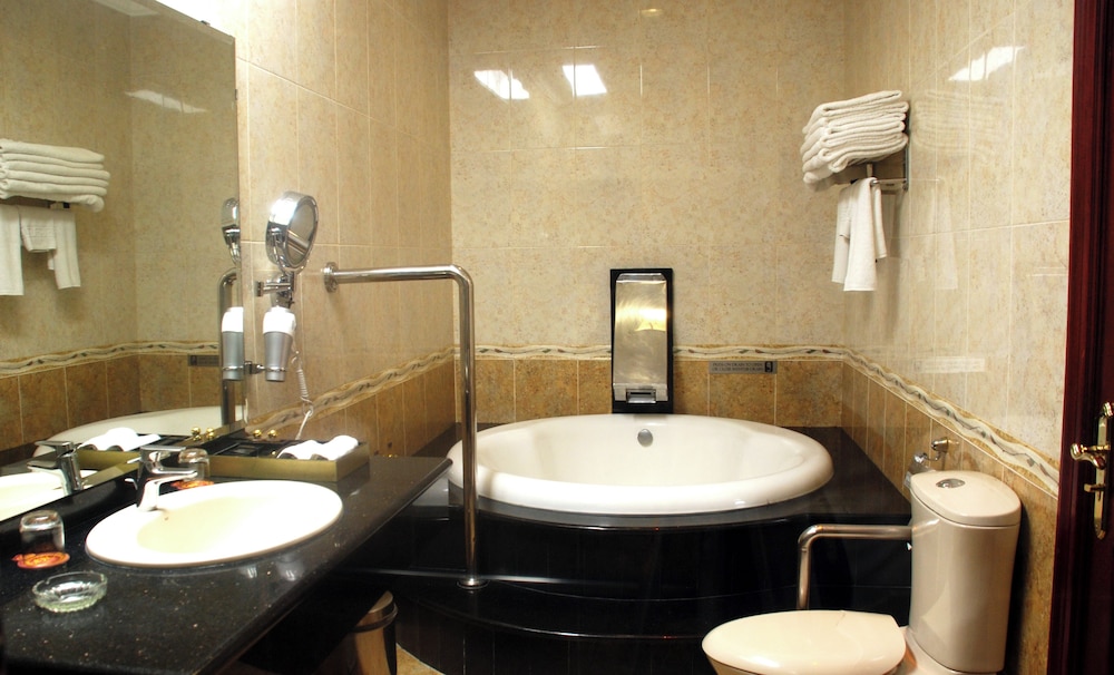 Poolbar Junior Suite - Photo 4