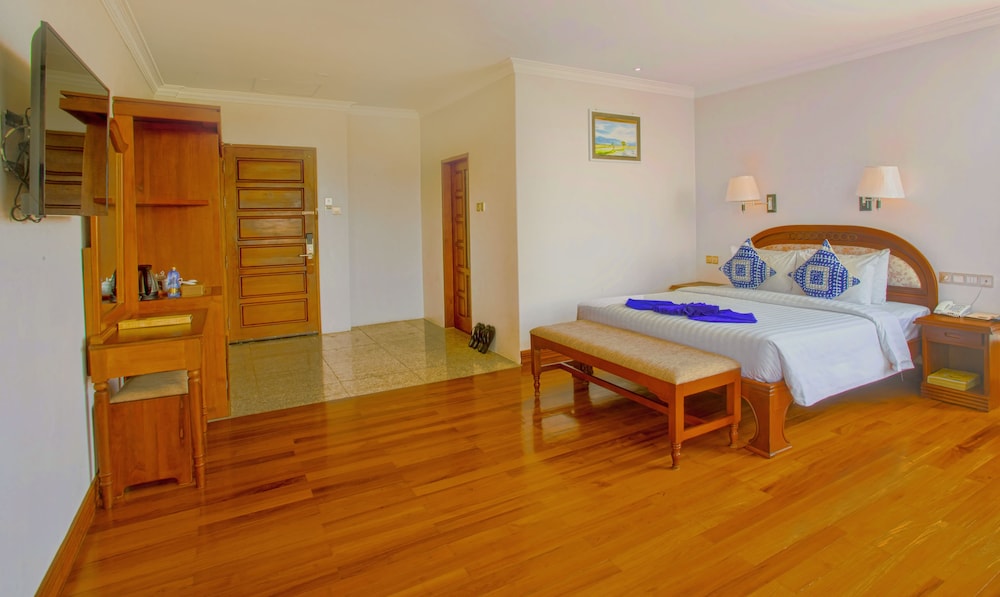 Deluxe Double Room photo 3
