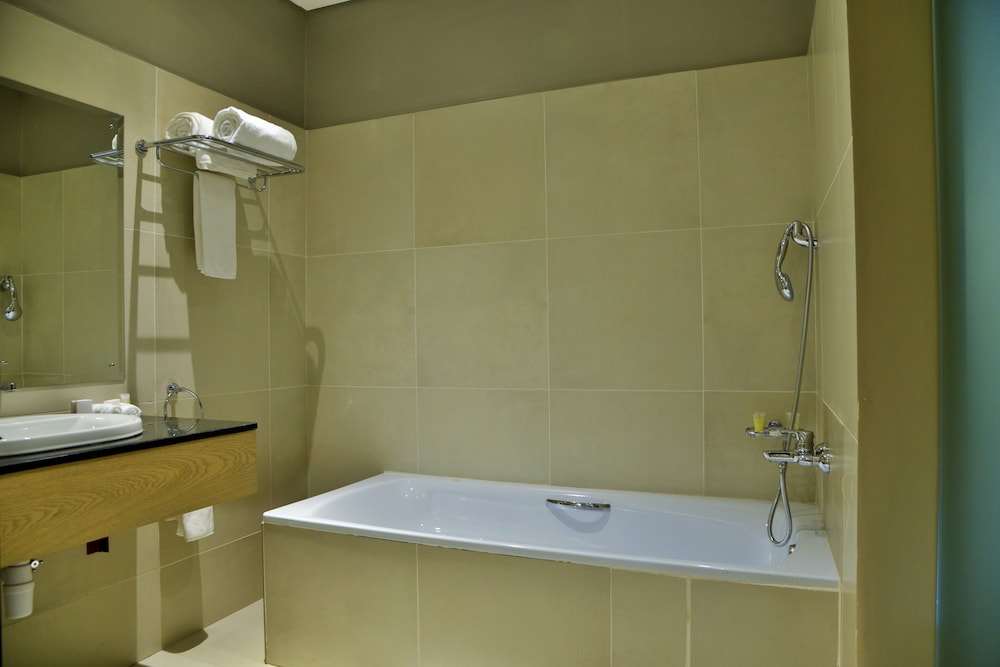 Executive Suite photo 2