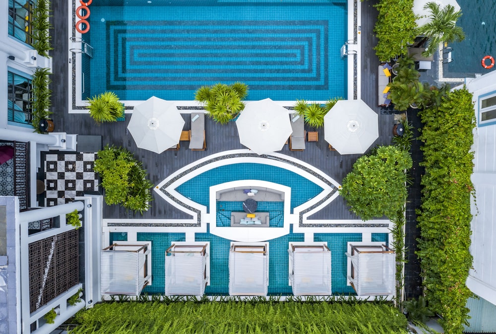 Rooftop 2 Bedrooms Suite - Photo 2