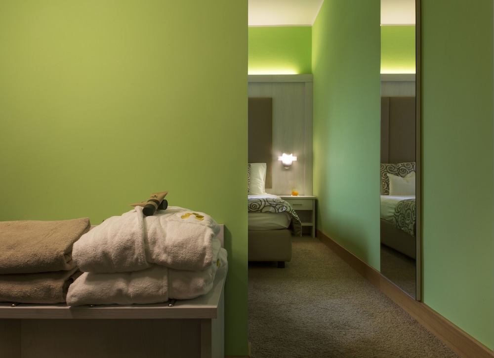 Economy Room photo 2