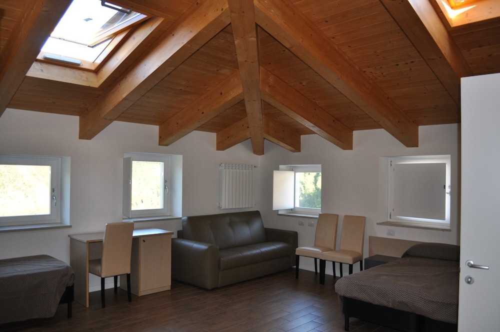 Family Room photo 3